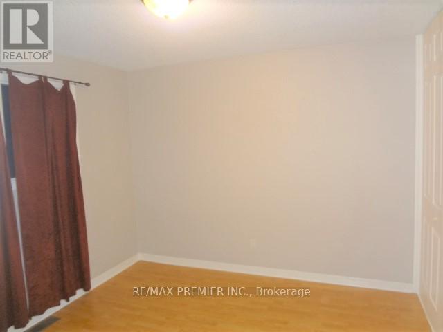 Main - 49 Bassett Boulevard, Whitby, Ontario  L1N 8N5 - Photo 11 - E12365733