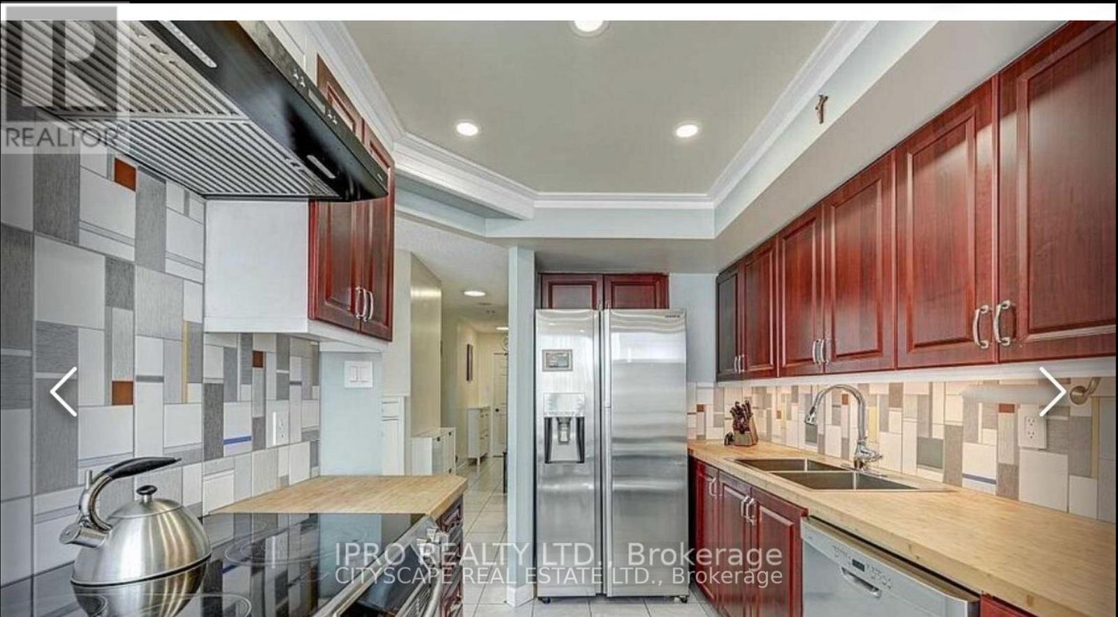 1001 - 26 Hanover Road, Brampton, Ontario  L6S 4T2 - Photo 9 - W12365598