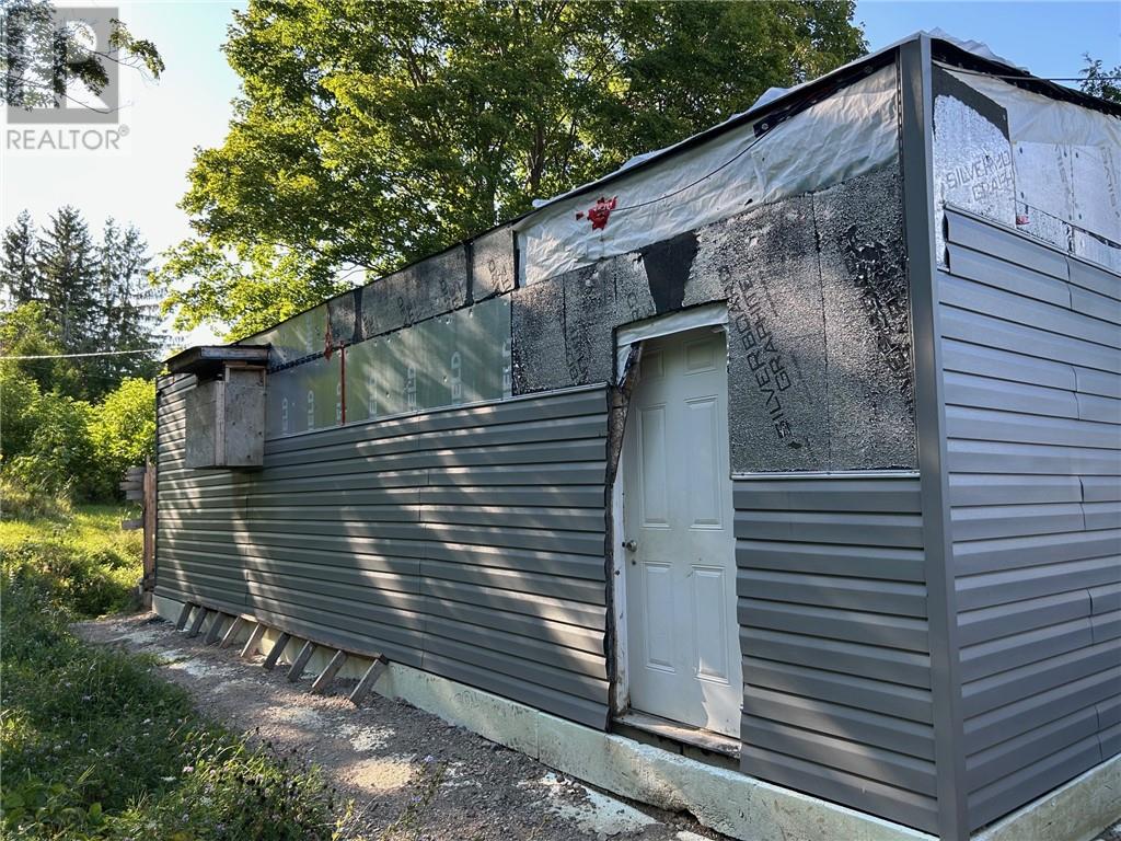 639 Hwy 540, Little Current, Ontario  P0P 1K0 - Photo 2 - 2124354