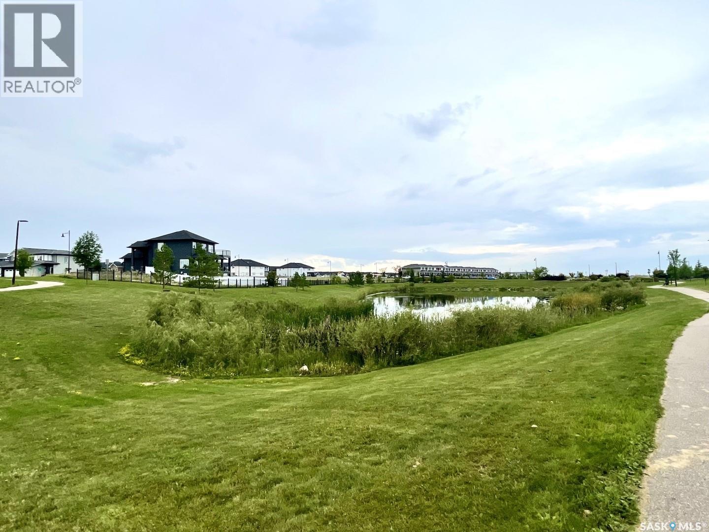 702 Kensington Boulevard, Saskatoon, Saskatchewan  S7L 6G7 - Photo 3 - SK016721