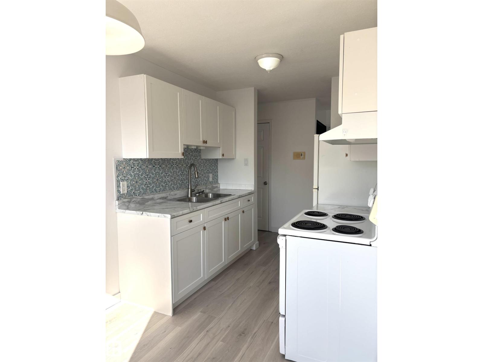 Property at #203 8930 149 ST NW image 4