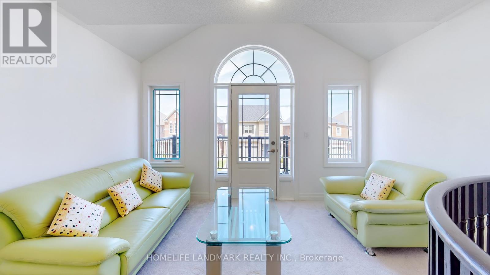 62 Frank Kelly Drive, East Gwillimbury, Ontario  L9N 0V2 - Photo 25 - N12365769