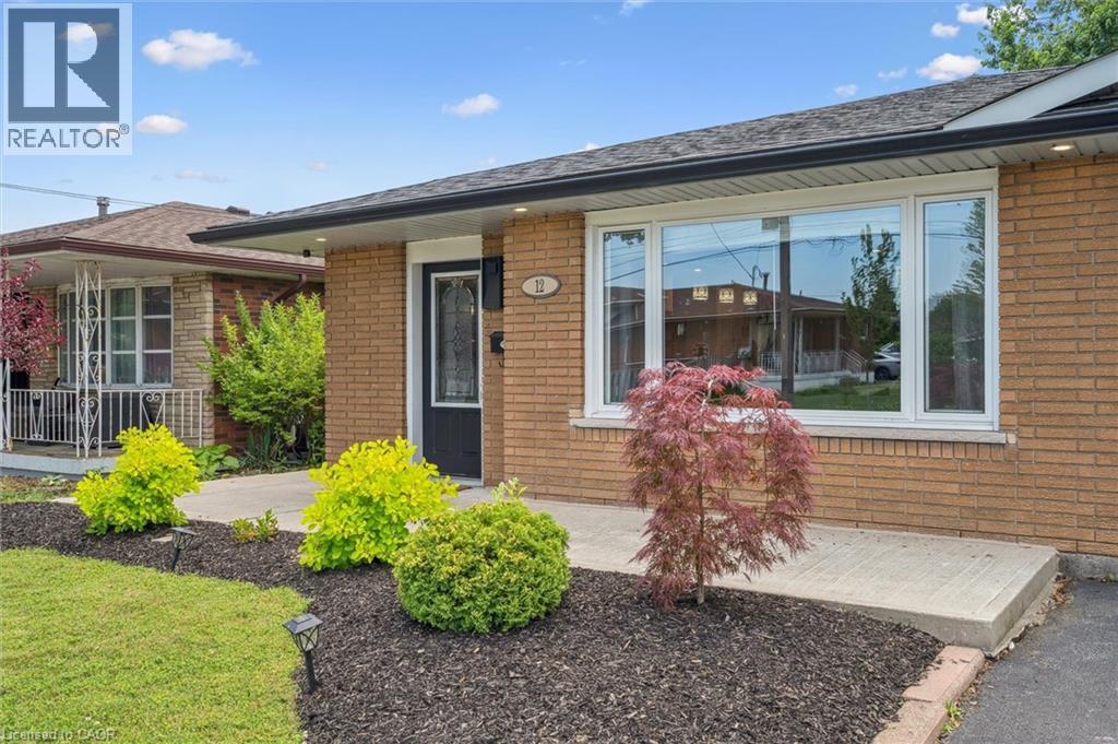 12 Anson Avenue, Hamilton, Ontario  L8T 2X3 - Photo 8 - 40762679