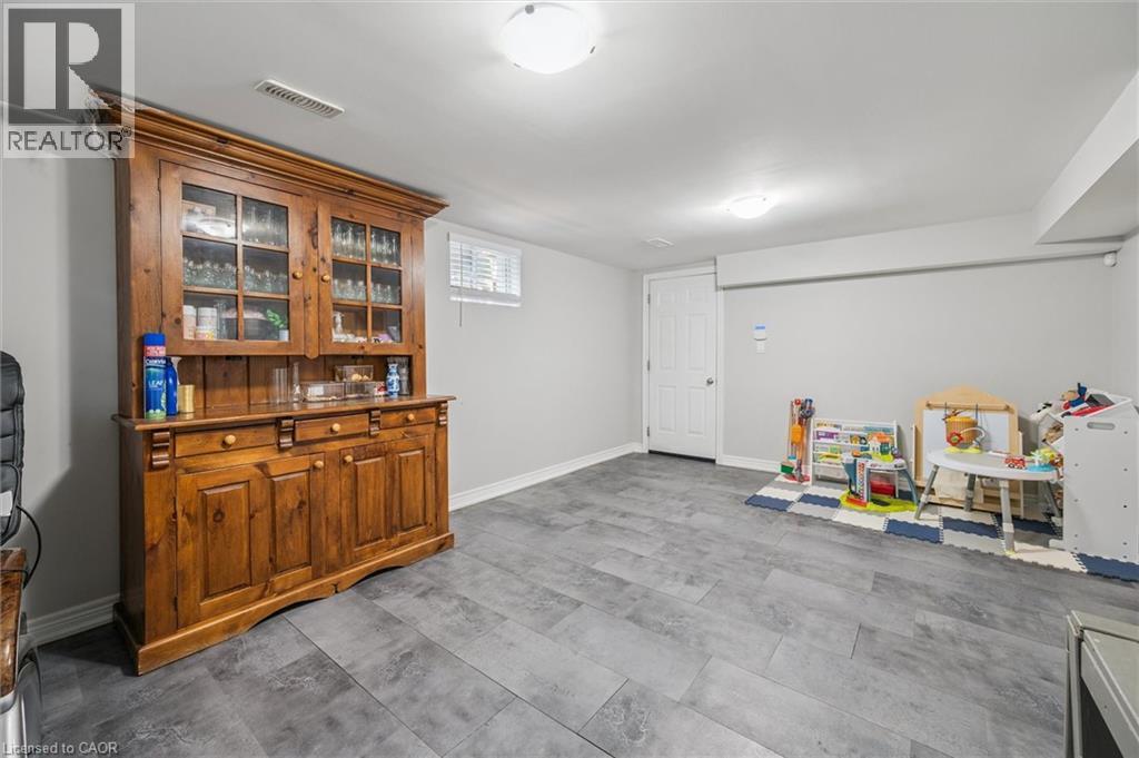 12 Anson Avenue, Hamilton, Ontario  L8T 2X3 - Photo 32 - 40762679
