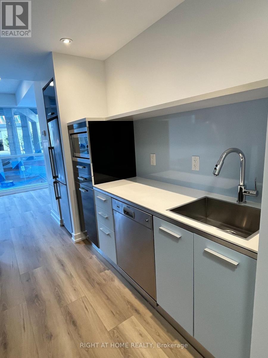 202 - 38 Dan Leckie Way, Toronto (Waterfront Communities), Ontario  M5V 2V6 - Photo 7 - C12365145
