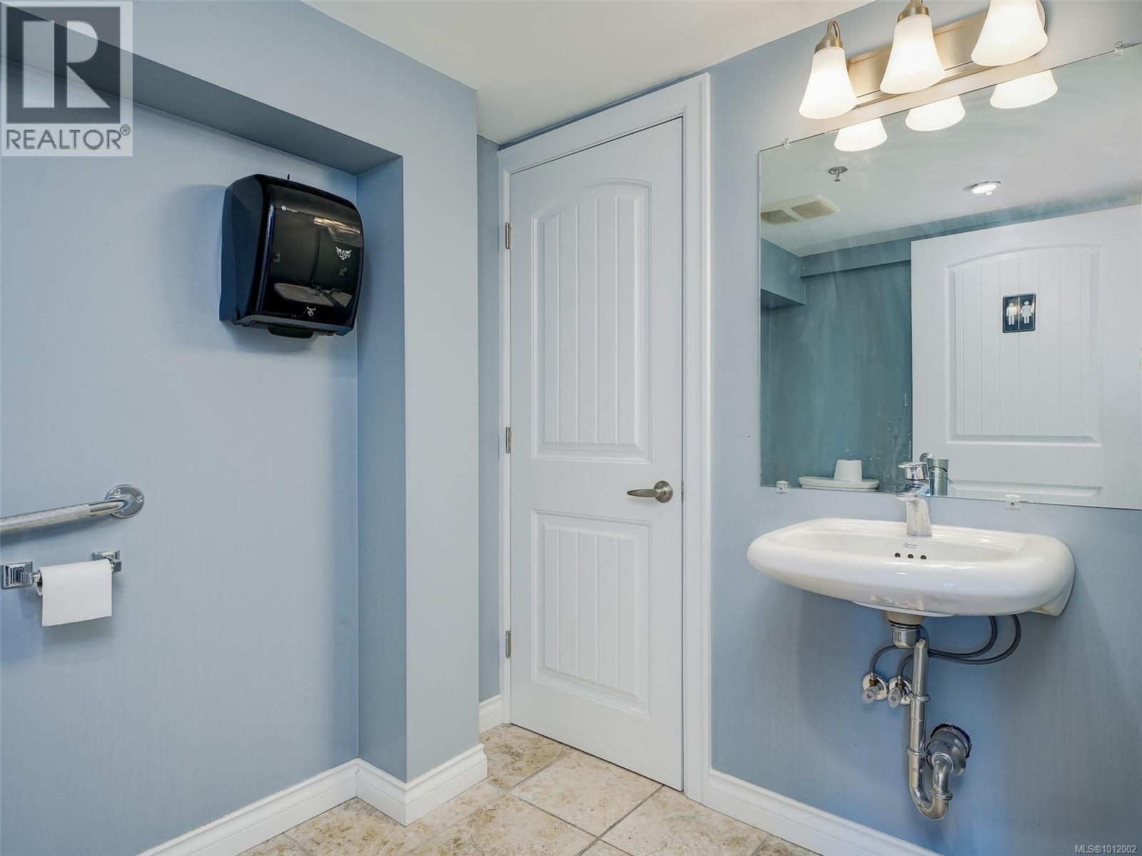 149 2745 Veterans Memorial Pkwy, Langford, British Columbia  V9B 0H4 - Photo 11 - 1012002