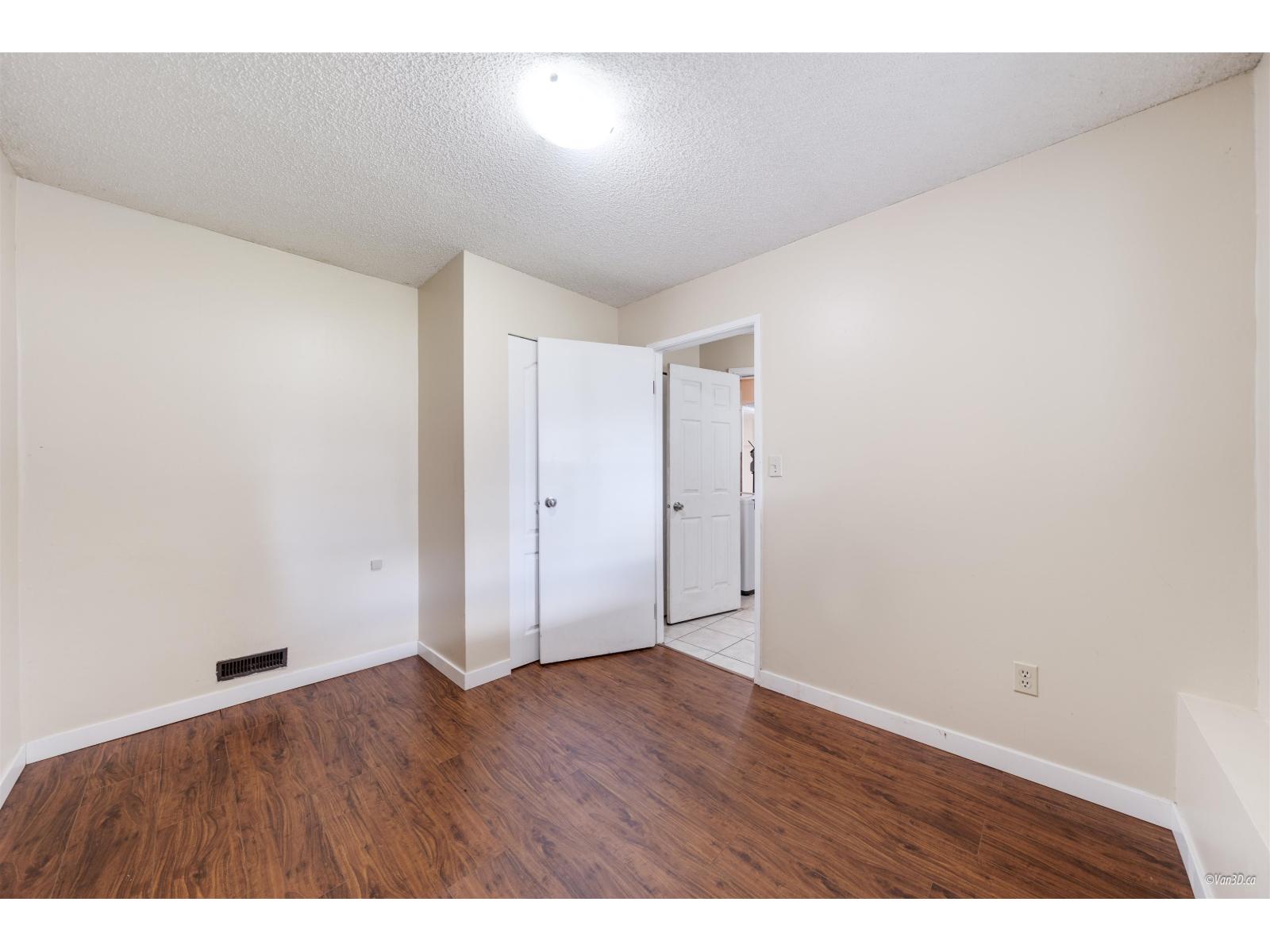 9689 131 Street, Surrey, British Columbia  V3T 3P4 - Photo 12 - R3037722