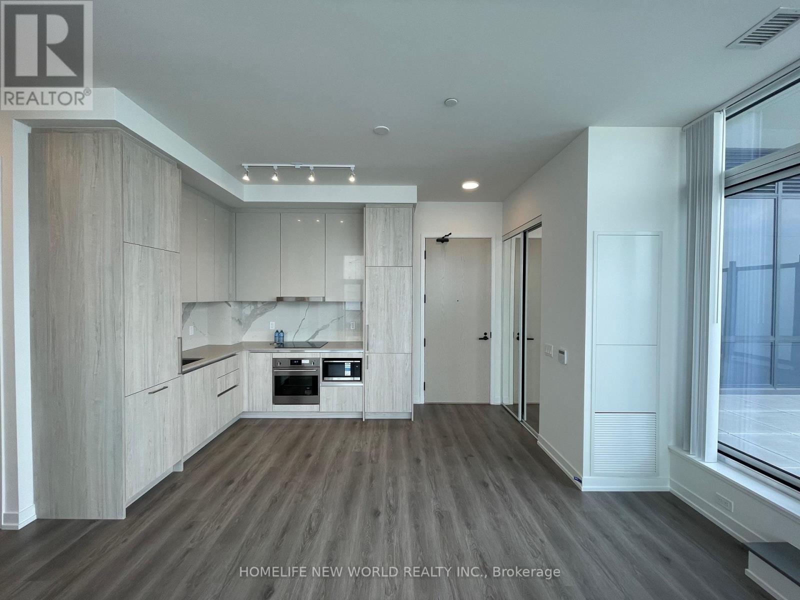 Ph106 - 225 Commerce Street, Vaughan, Ontario  L4K 0R1 - Photo 4 - N12365796