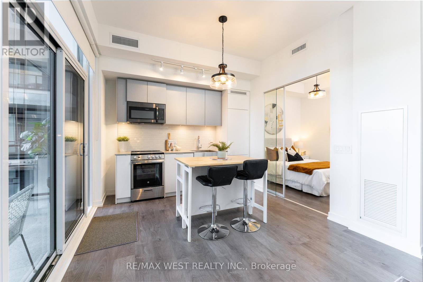 413 - 270 Dufferin Street, Toronto (South Parkdale), Ontario  M6K 0H8 - Photo 11 - W12365809