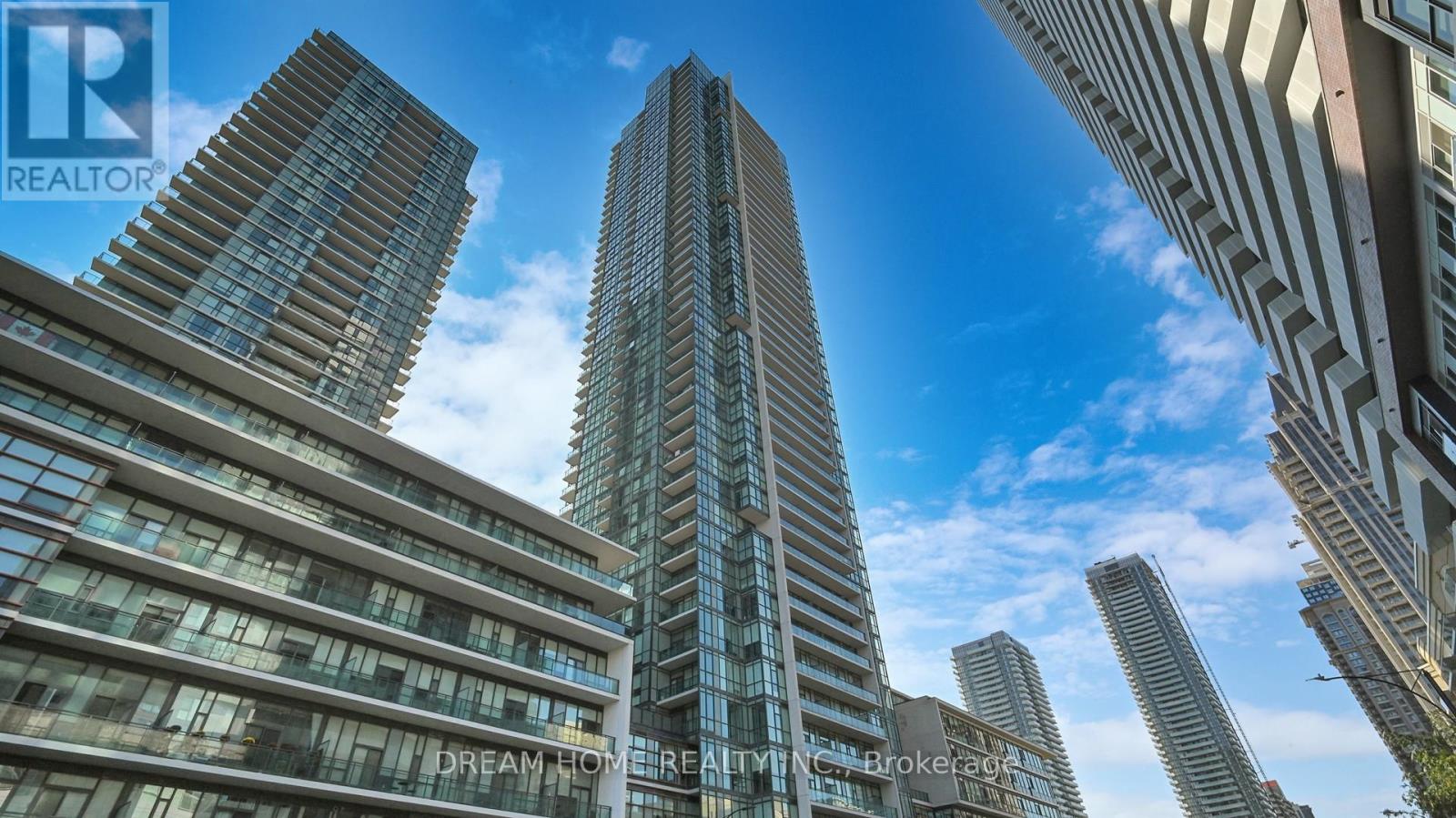 2408 - 4070 Confederation Parkway, Mississauga, Ontario L5B 0E9 - Photo 1 - W12365814