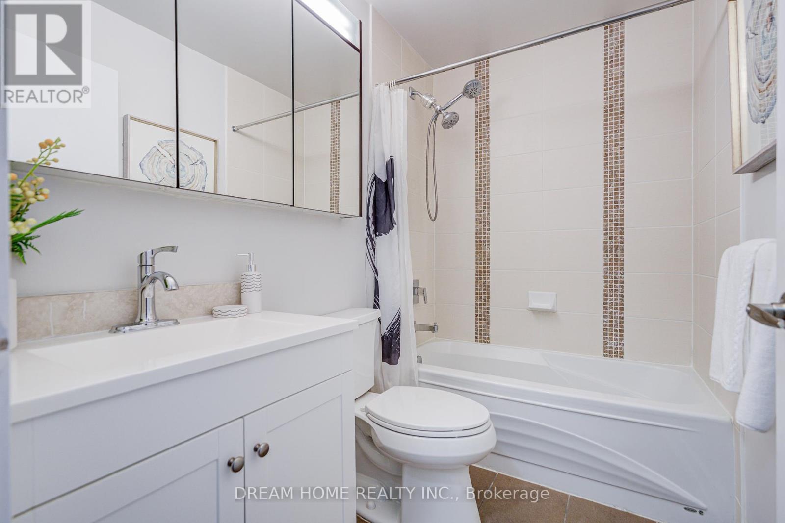 2408 - 4070 Confederation Parkway, Mississauga, Ontario L5B 0E9 - Photo 30 - W12365814