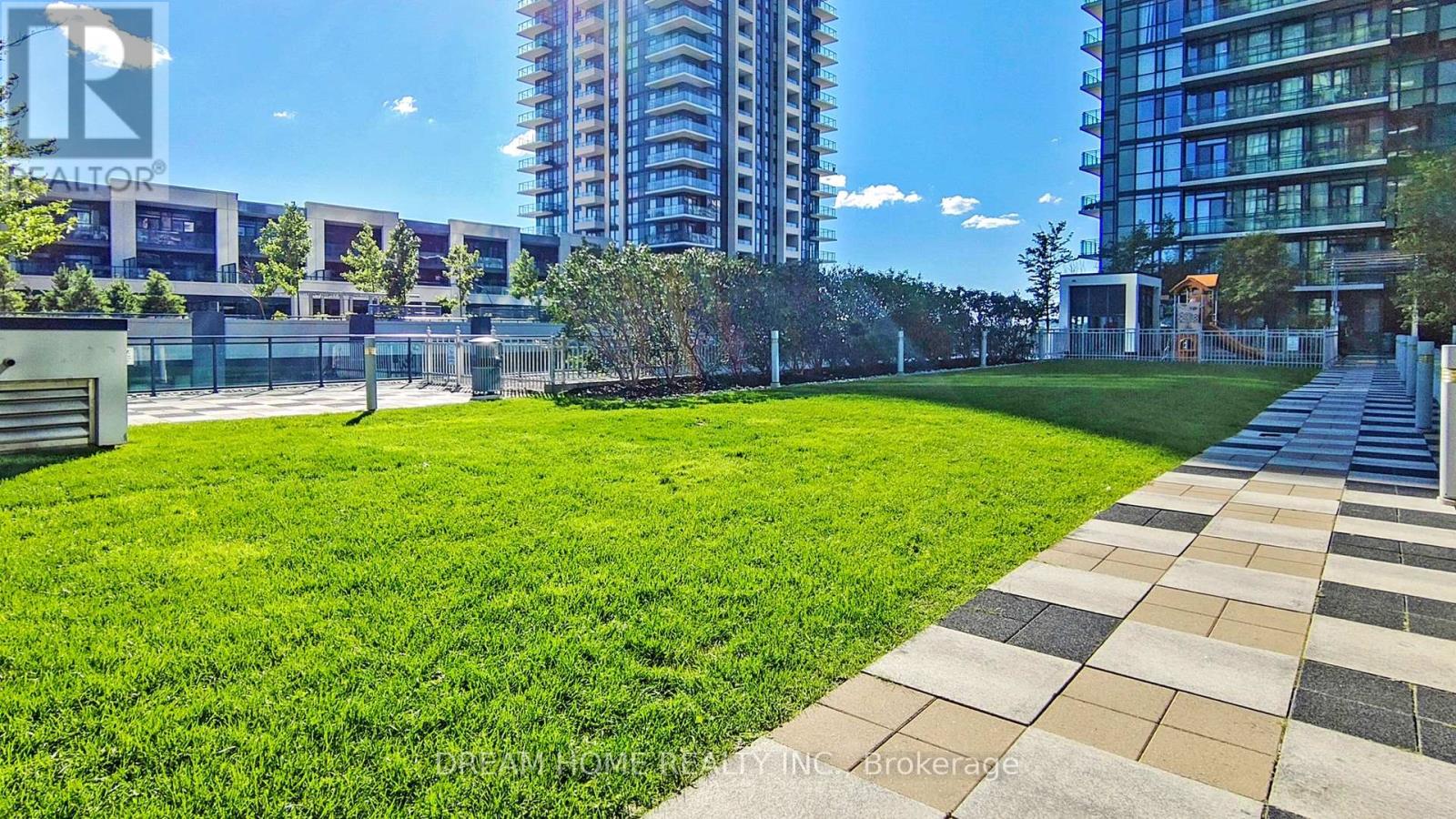 2408 - 4070 Confederation Parkway, Mississauga, Ontario L5B 0E9 - Photo 41 - W12365814