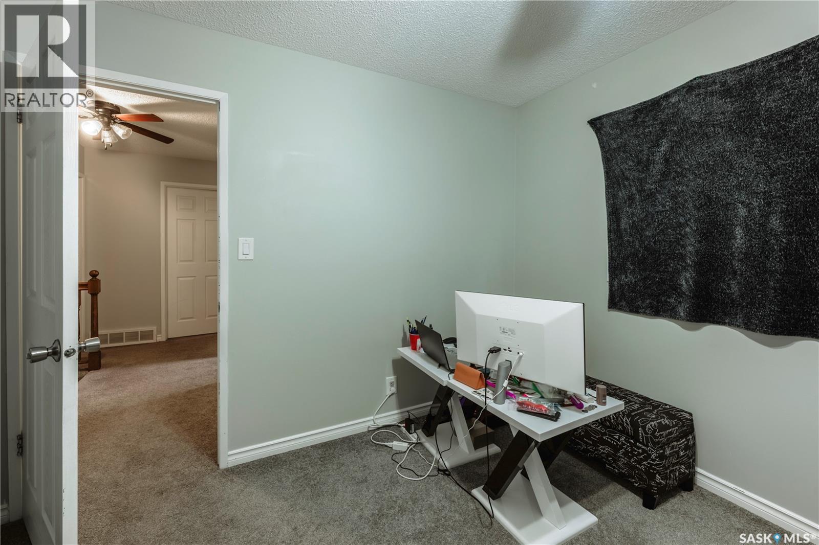 55 University Park Drive, Regina, Saskatchewan  S4V 0E1 - Photo 15 - SK016641