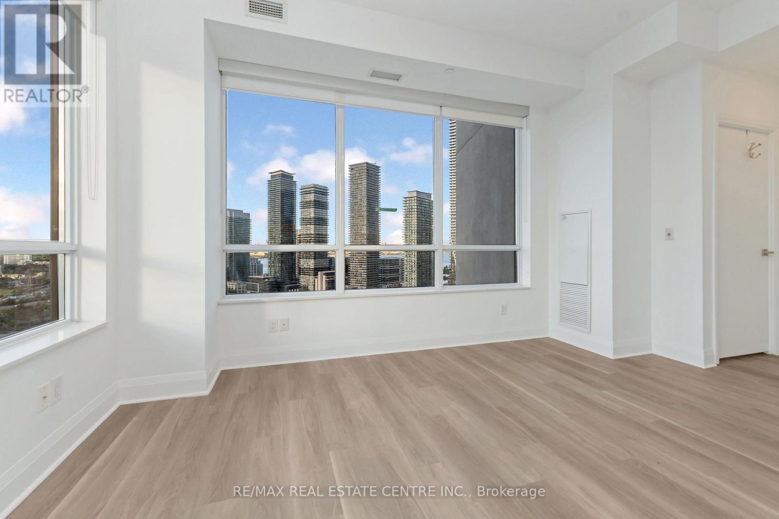 2209 - 36 Park Lawn Road, Toronto (Mimico), Ontario  M8V 0E5 - Photo 24 - W12365822