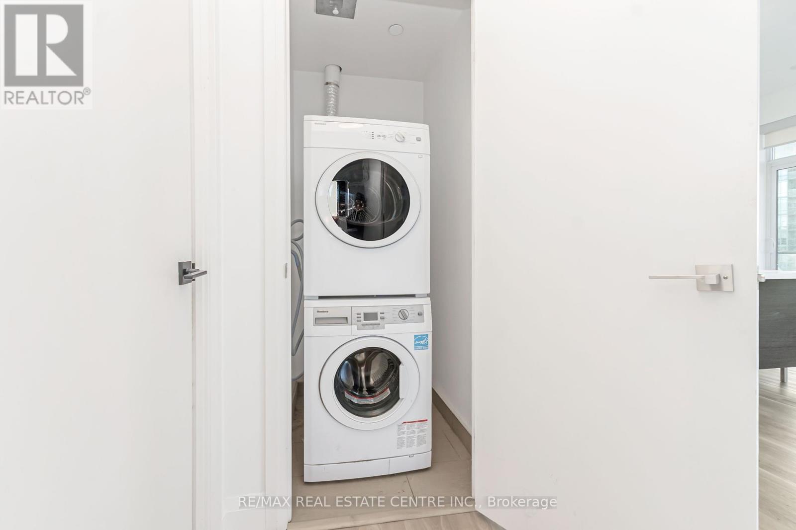 2209 - 36 Park Lawn Road, Toronto (Mimico), Ontario  M8V 0E5 - Photo 30 - W12365822
