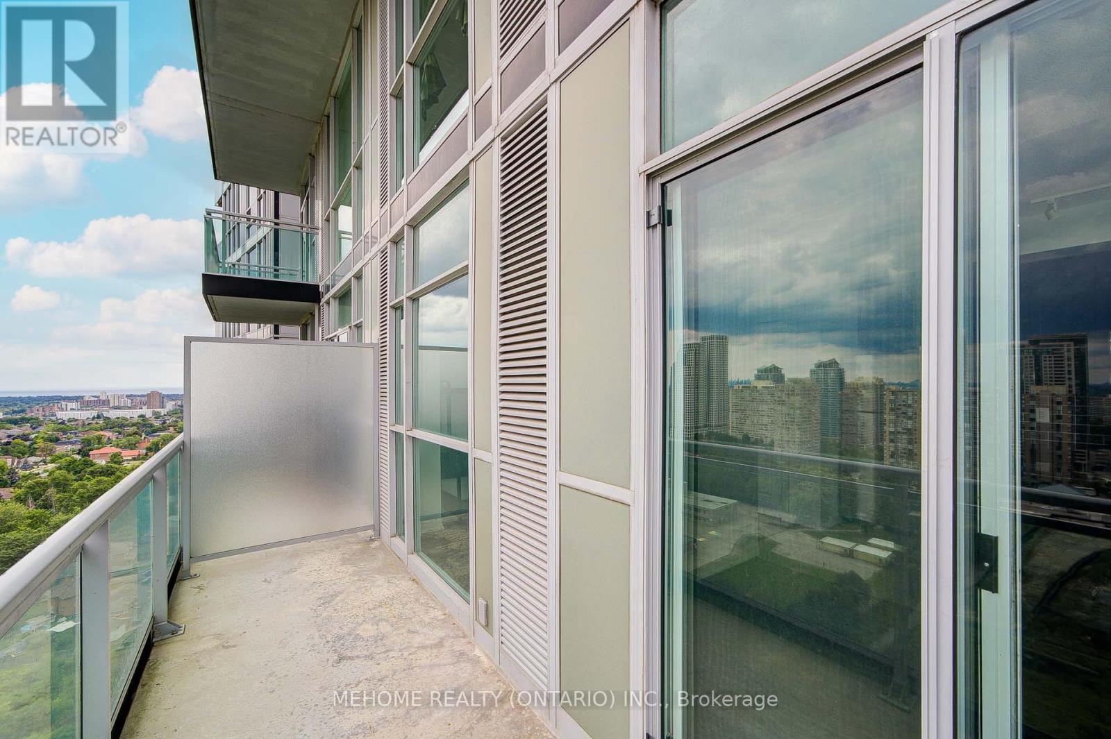 2103 - 223 Webb Drive, Mississauga, Ontario  L5B 0E8 - Photo 34 - W12365837