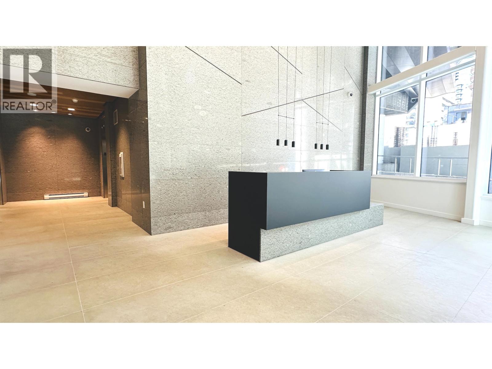 304 1281 Hornby Street, Vancouver, British Columbia  V6Z 1W2 - Photo 2 - C8069329