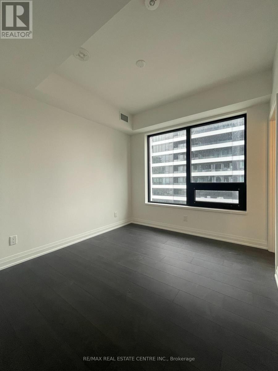 2010 - 4015 The Exchange, Mississauga, Ontario  L5B 1M7 - Photo 12 - W12365440