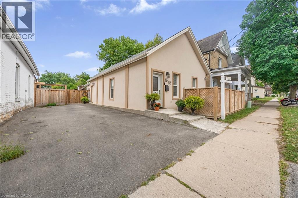 185 Murray Street, Brantford, Ontario  N3S 5R4 - Photo 2 - 40761814