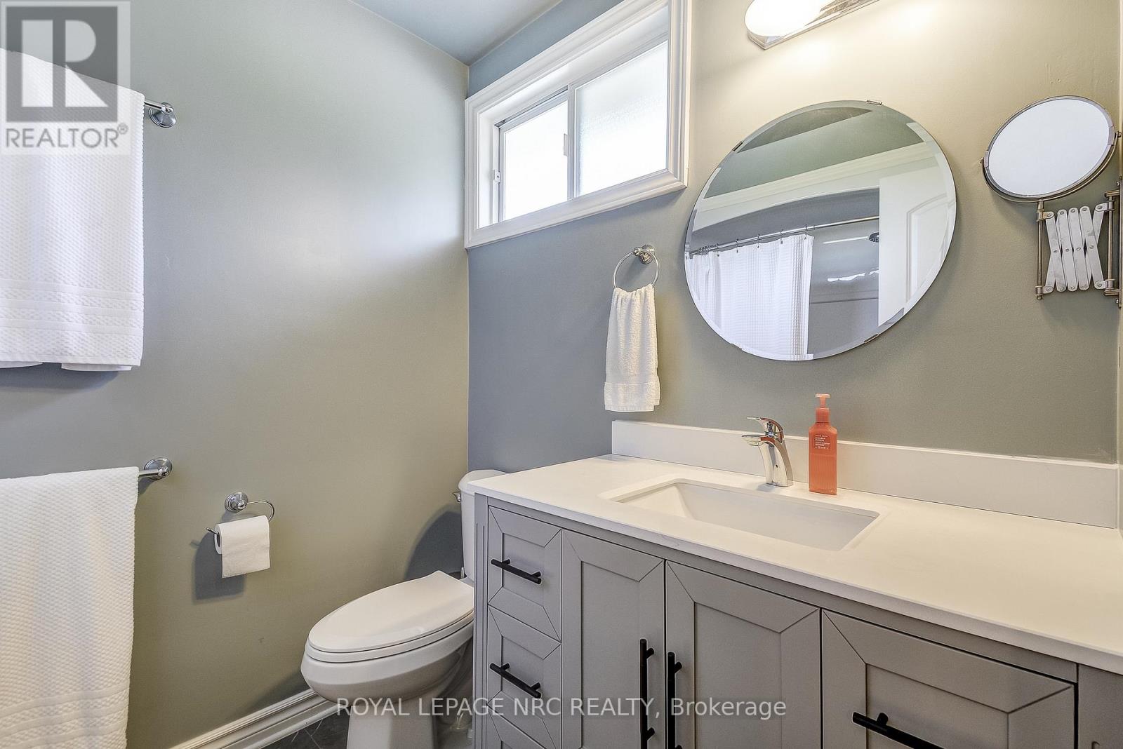 630 Penner Road, Niagara-On-The-Lake, Ontario  L0S 1T0 - Photo 25 - X12354963