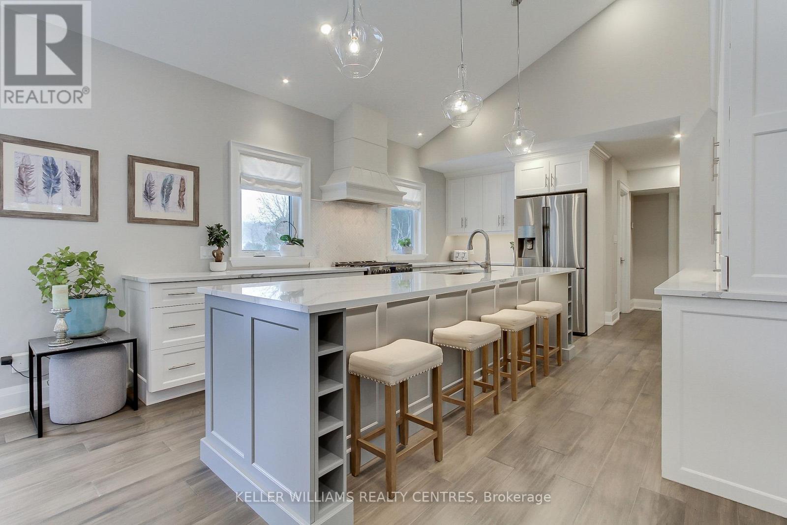 17781 Mccowan Road, East Gwillimbury, Ontario  L0G 1E0 - Photo 12 - N12365879