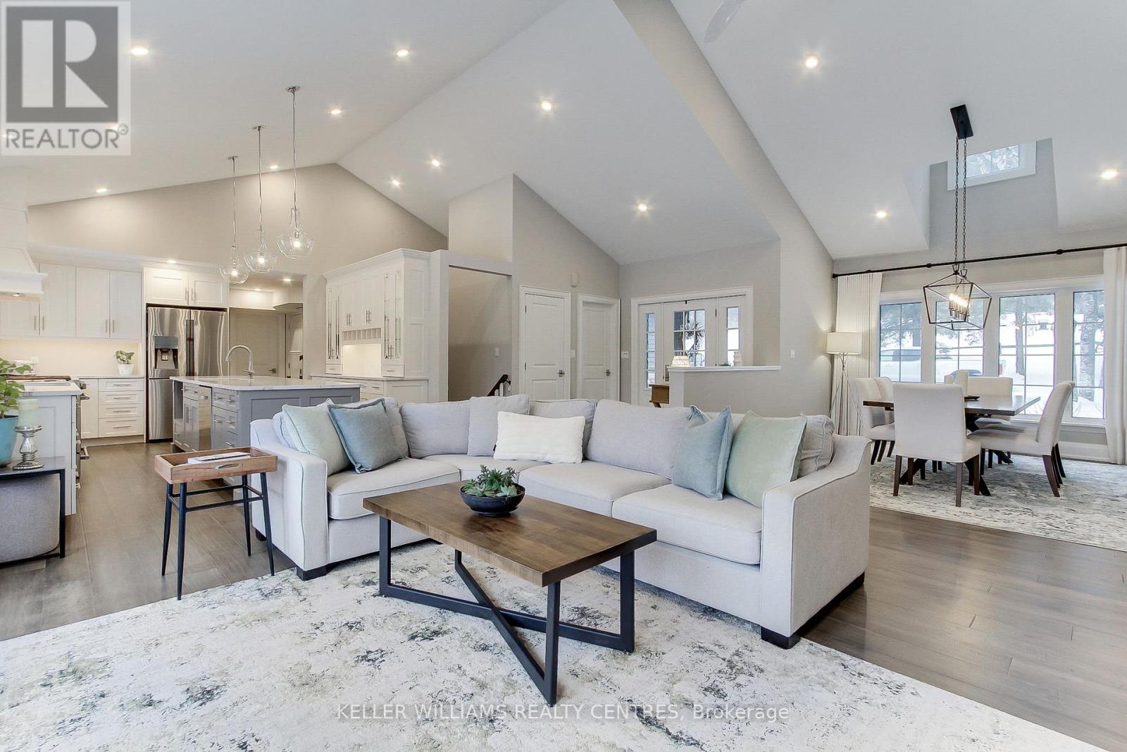 17781 Mccowan Road, East Gwillimbury, Ontario  L0G 1E0 - Photo 18 - N12365879