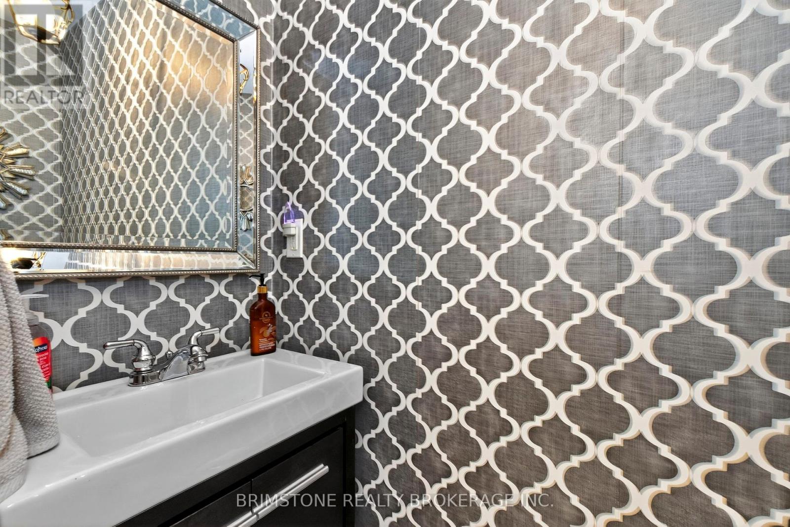 7 Banington Crescent, Brampton, Ontario  L7A 1G4 - Photo 20 - W12365873