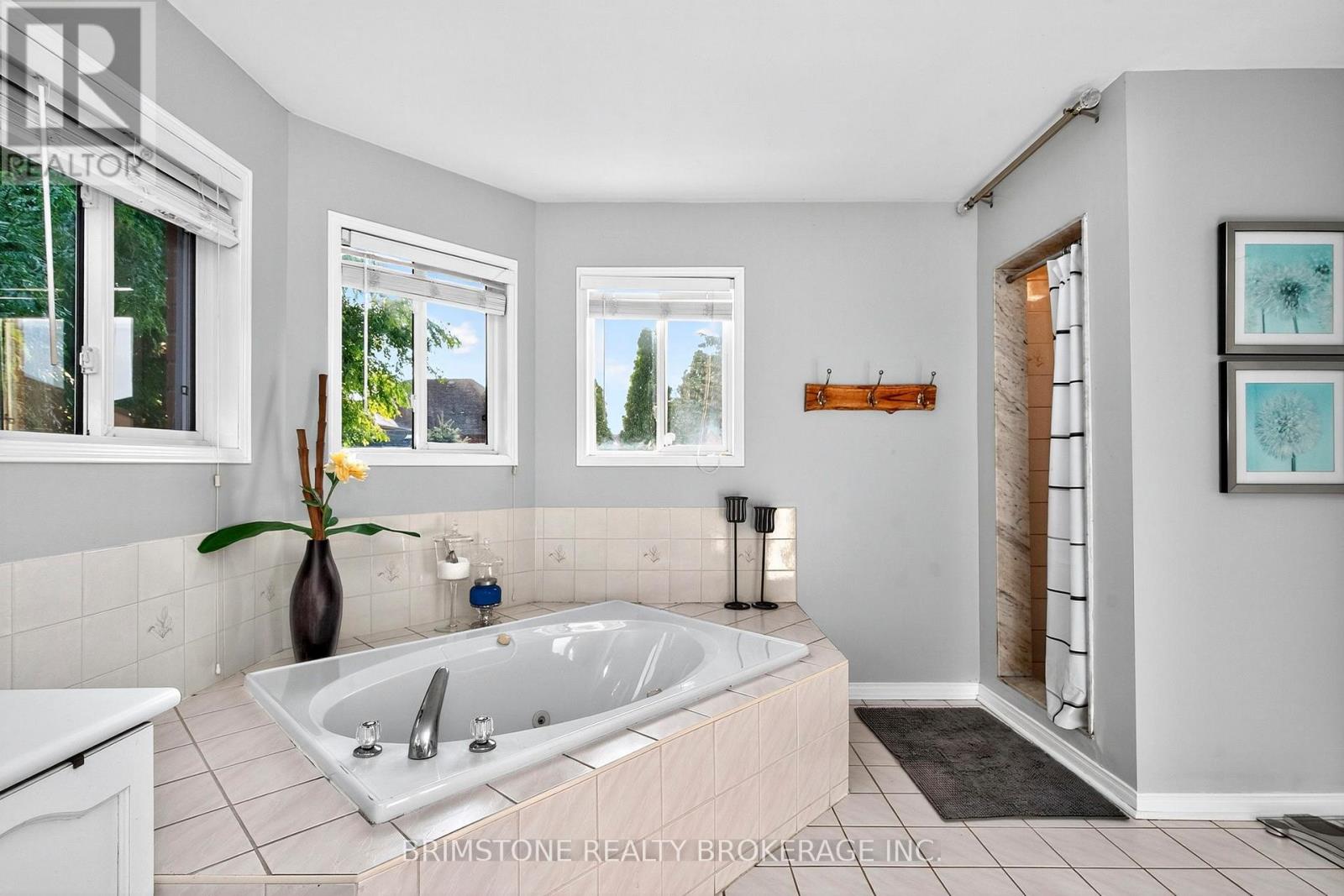 7 Banington Crescent, Brampton, Ontario  L7A 1G4 - Photo 25 - W12365873