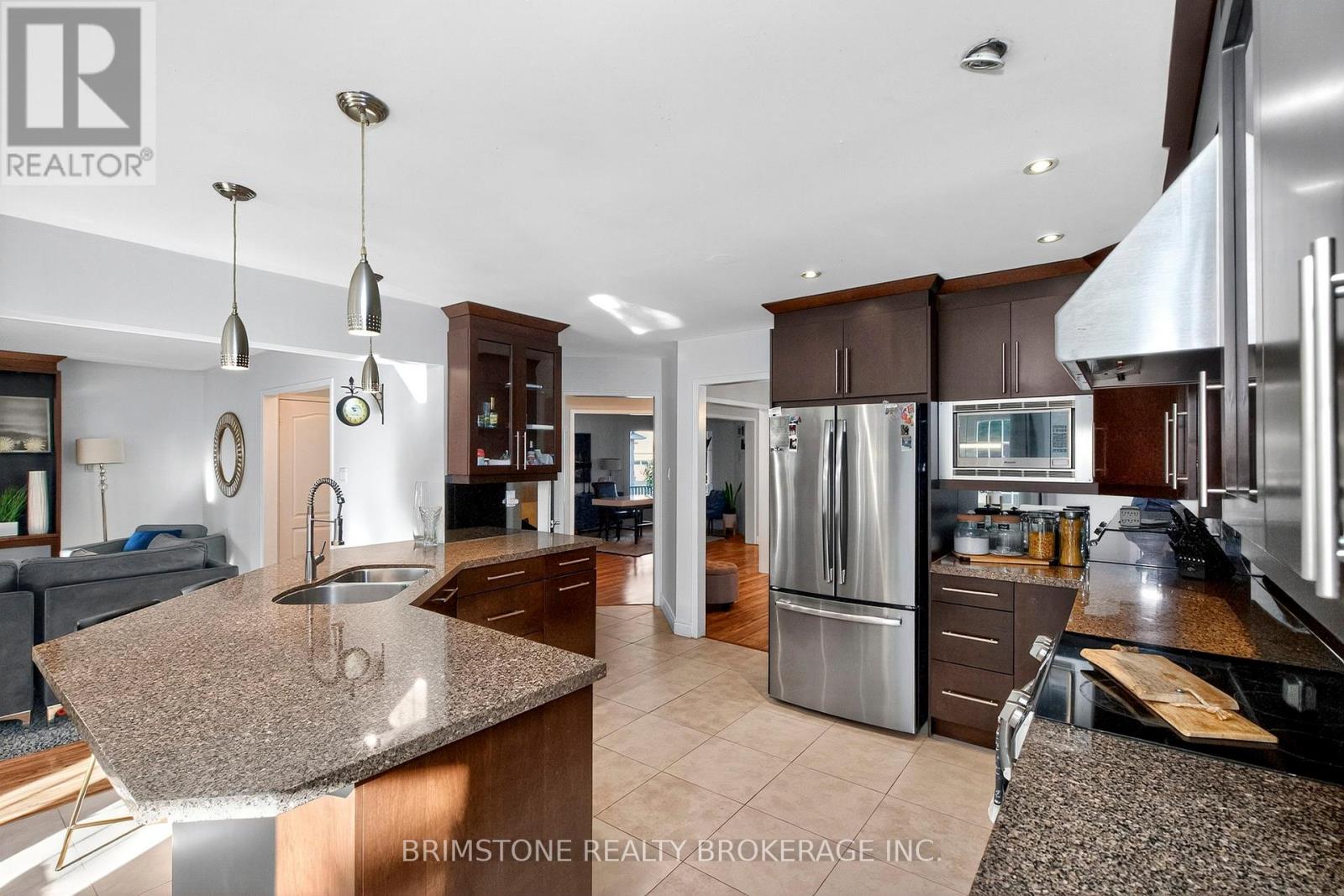 7 Banington Crescent, Brampton, Ontario  L7A 1G4 - Photo 6 - W12365873