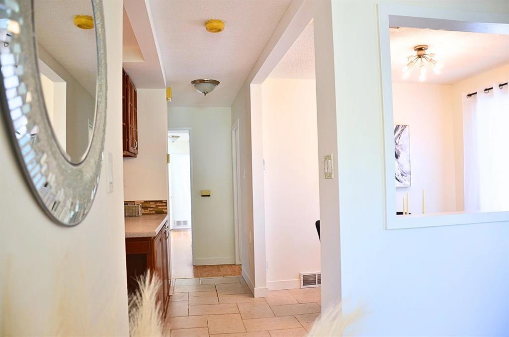27 Delorme Bay, Winnipeg, Manitoba  R3V 1R3 - Photo 12 - 202521540