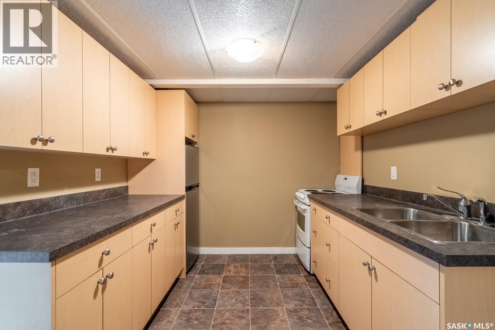 6711 Collins Bay, Regina, Saskatchewan  S4X 1T1 - Photo 23 - SK016724