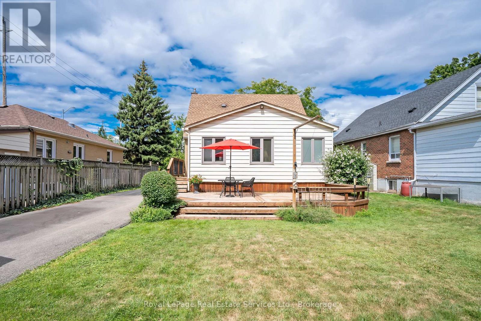 2260 New Street, Burlington, Ontario  L7R 1J3 - Photo 25 - W12365900
