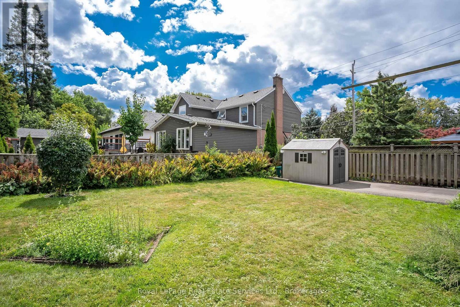2260 New Street, Burlington, Ontario  L7R 1J3 - Photo 26 - W12365900