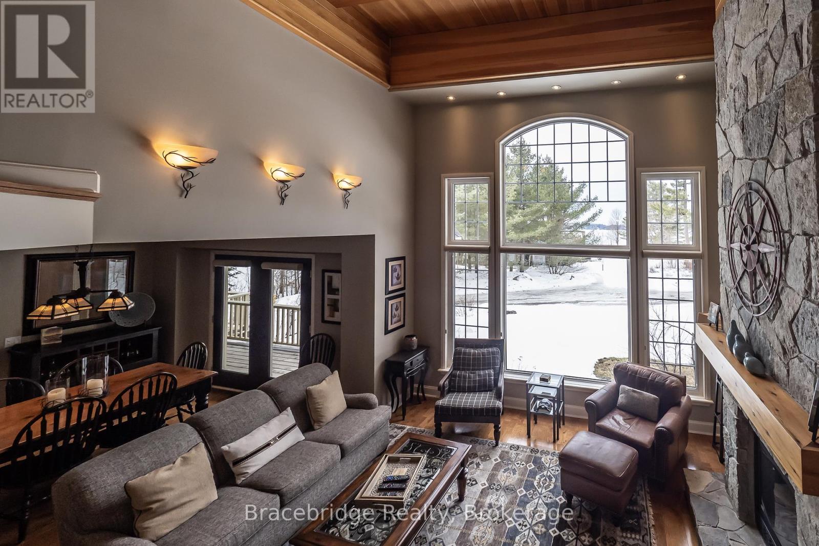 Carling 10 W3 - 3876 Muskoka Road 118 Highway W, Muskoka Lakes, Ontario  P0B 1J0 - Photo 14 - X12365895