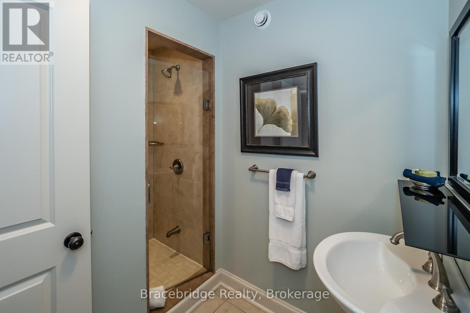 Carling 10 W3 - 3876 Muskoka Road 118 Highway W, Muskoka Lakes, Ontario  P0B 1J0 - Photo 26 - X12365895