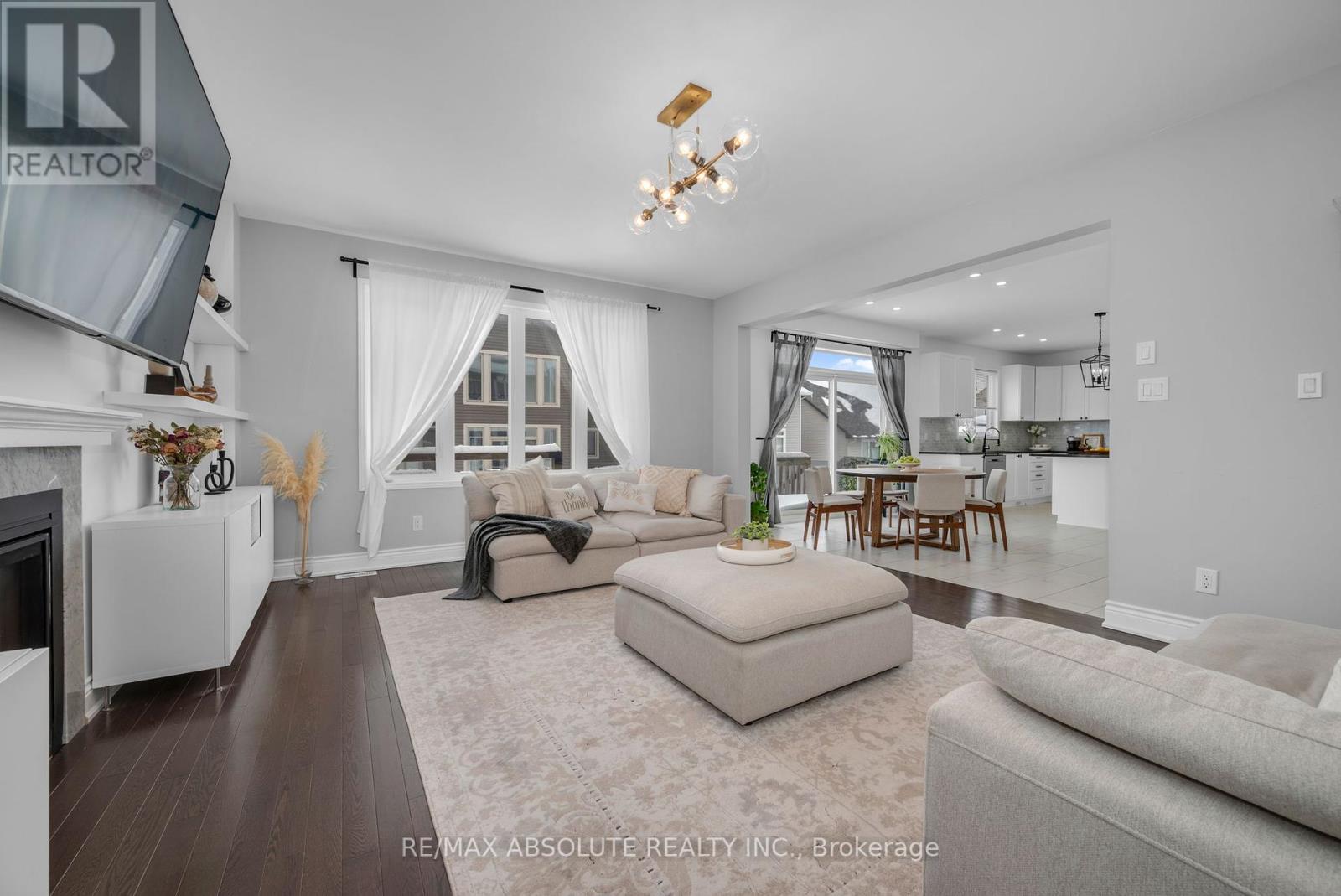 208 Rover Street, Ottawa, Ontario  K2S 1S3 - Photo 14 - X12365890