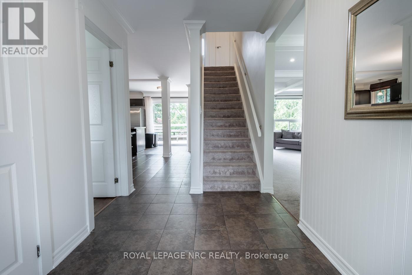 115 Edgar Street, Welland, Ontario  L3C 1S9 - Photo 10 - X12365901