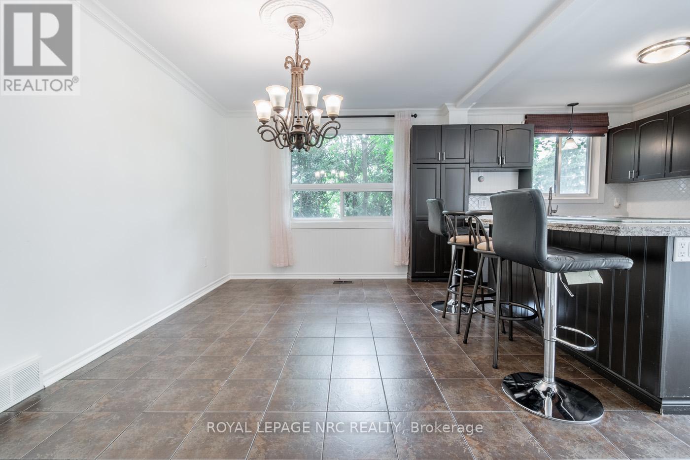 115 Edgar Street, Welland, Ontario  L3C 1S9 - Photo 16 - X12365901