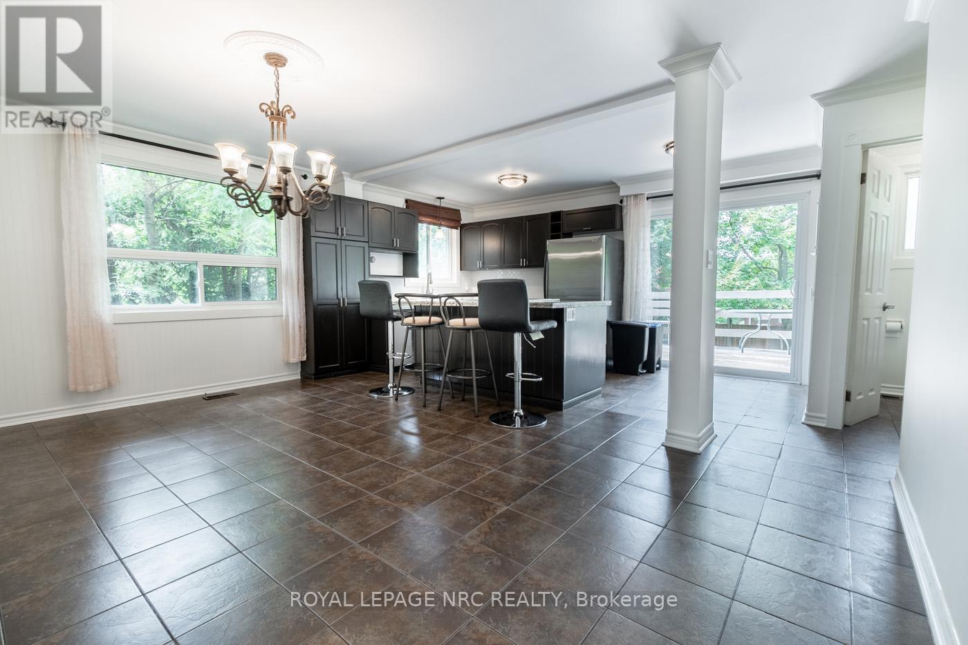 115 Edgar Street, Welland, Ontario  L3C 1S9 - Photo 17 - X12365901