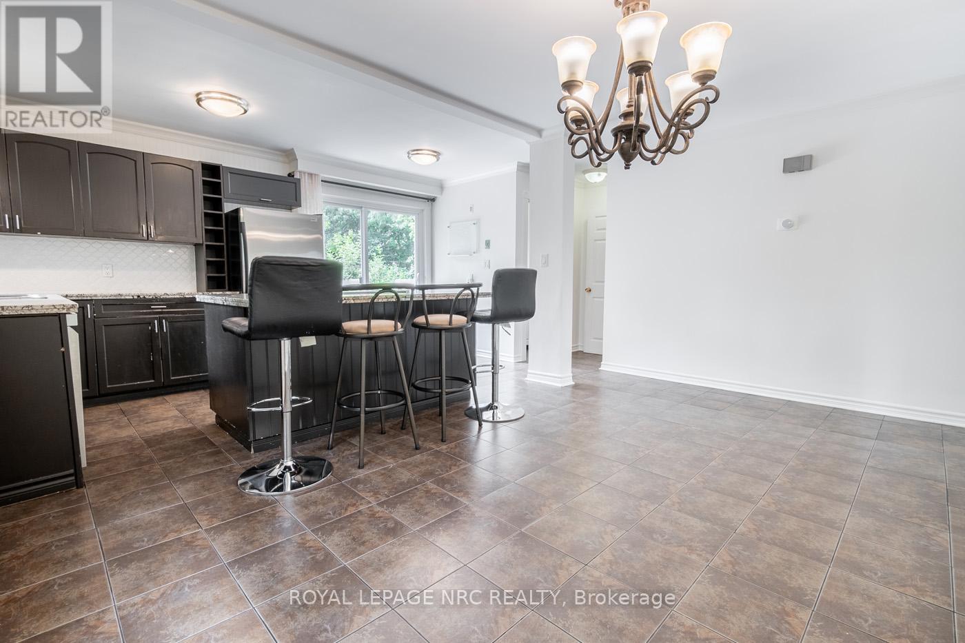 115 Edgar Street, Welland, Ontario  L3C 1S9 - Photo 18 - X12365901