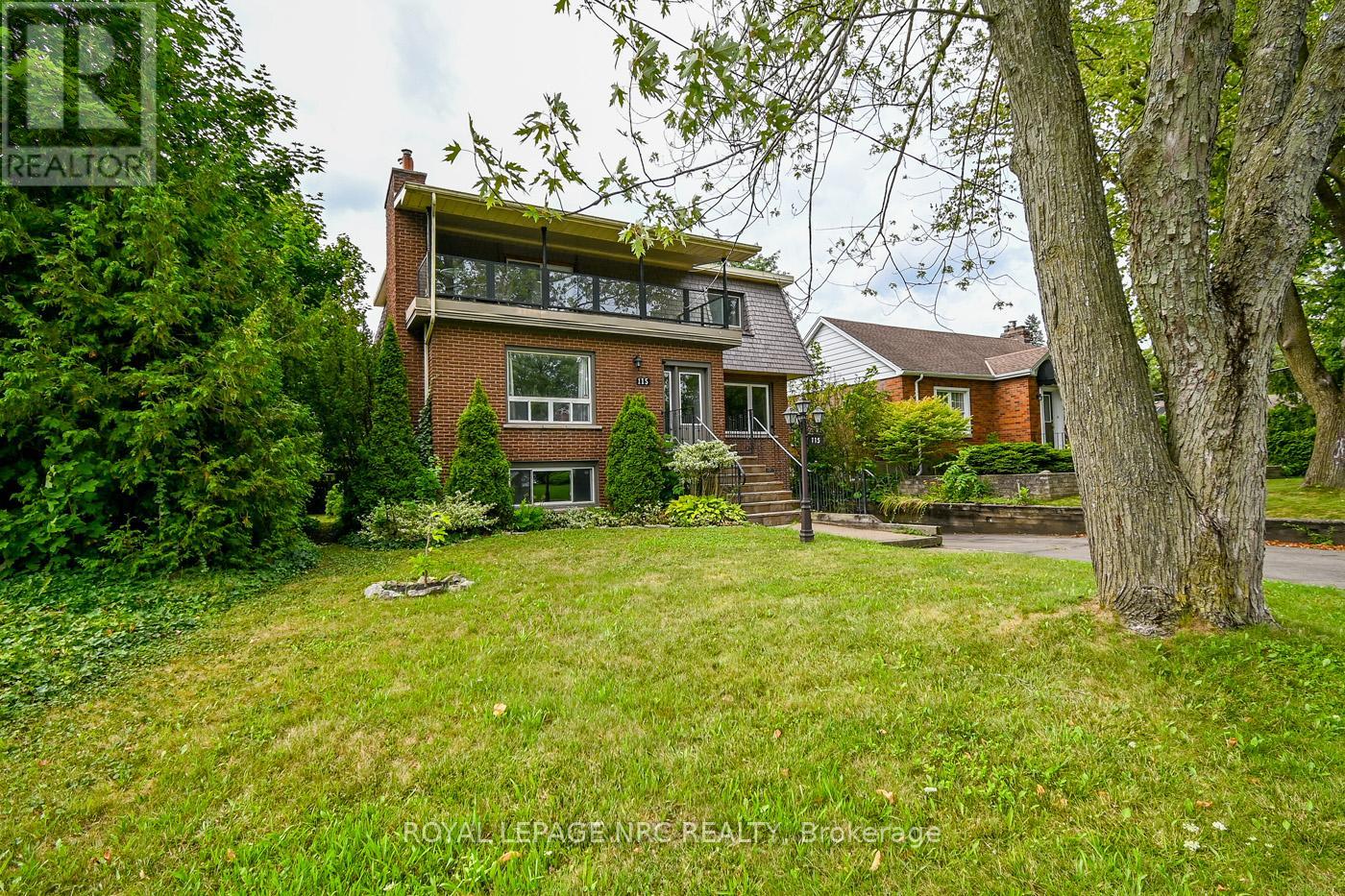 115 Edgar Street, Welland, Ontario  L3C 1S9 - Photo 2 - X12365901