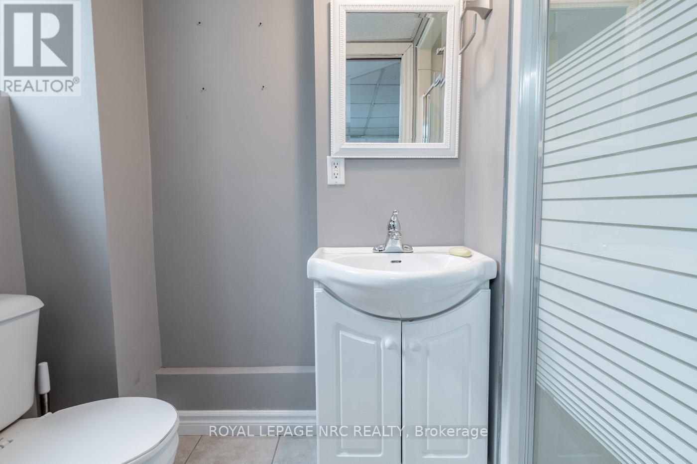 115 Edgar Street, Welland, Ontario  L3C 1S9 - Photo 21 - X12365901