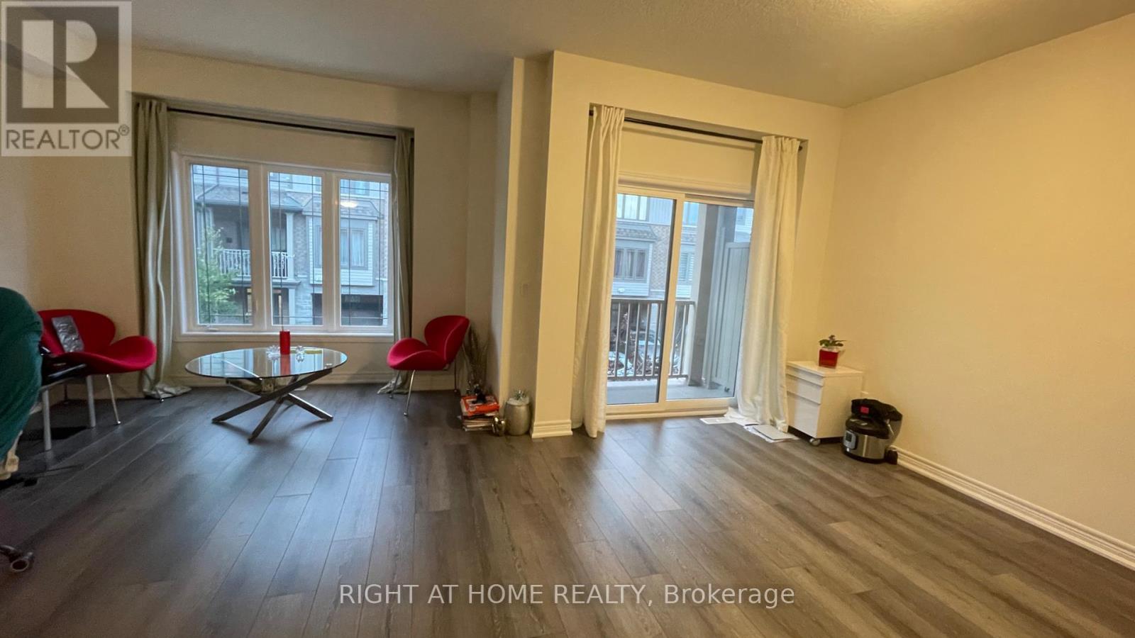 43 - 27 Rachel Drive, Hamilton, Ontario  L8E 0K6 - Photo 5 - X12361353
