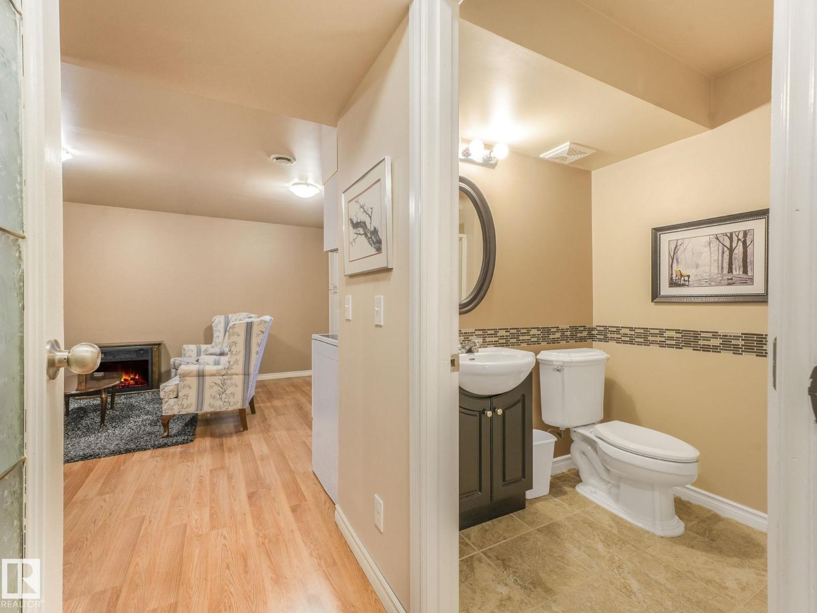 6123 5 Av Sw, Edmonton, Alberta  T6X 0E8 - Photo 40 - E4454805