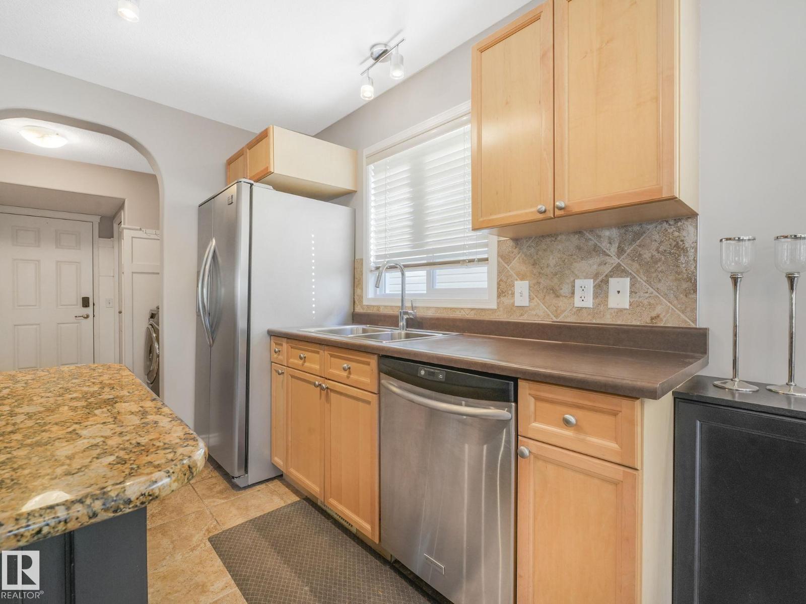6123 5 Av Sw, Edmonton, Alberta  T6X 0E8 - Photo 13 - E4454805