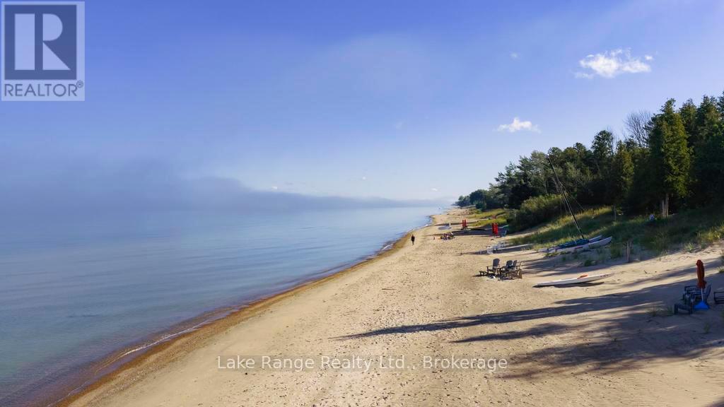 77 Camerons Lane, Huron-Kinloss, Ontario  N2Z 0B3 - Photo 39 - X12365922