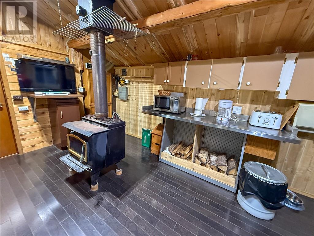 897b Walkhouse Road, Manitoulin Island, Ontario  P0P 1Z0 - Photo 13 - 2124302