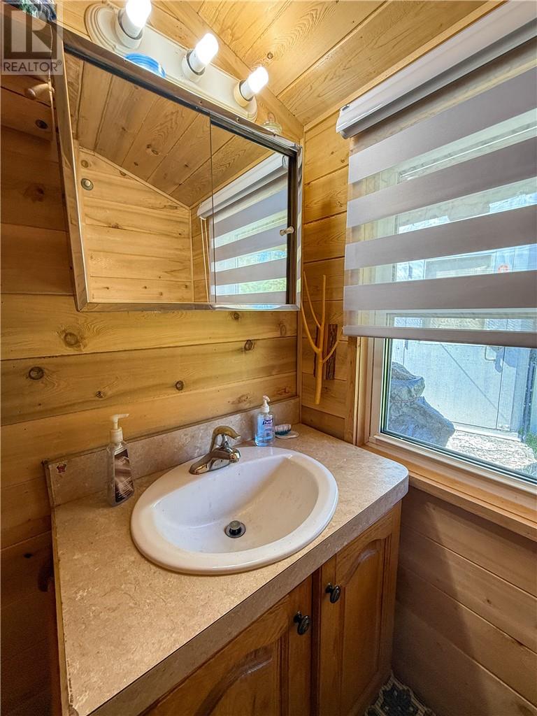 897b Walkhouse Road, Manitoulin Island, Ontario  P0P 1Z0 - Photo 19 - 2124302