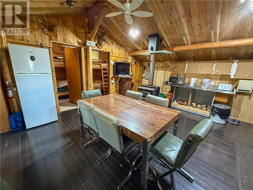 897b Walkhouse Road, Manitoulin Island, Ontario  P0P 1Z0 - Photo 8 - 2124302