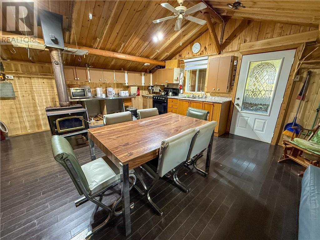 897b Walkhouse Road, Manitoulin Island, Ontario  P0P 1Z0 - Photo 9 - 2124302